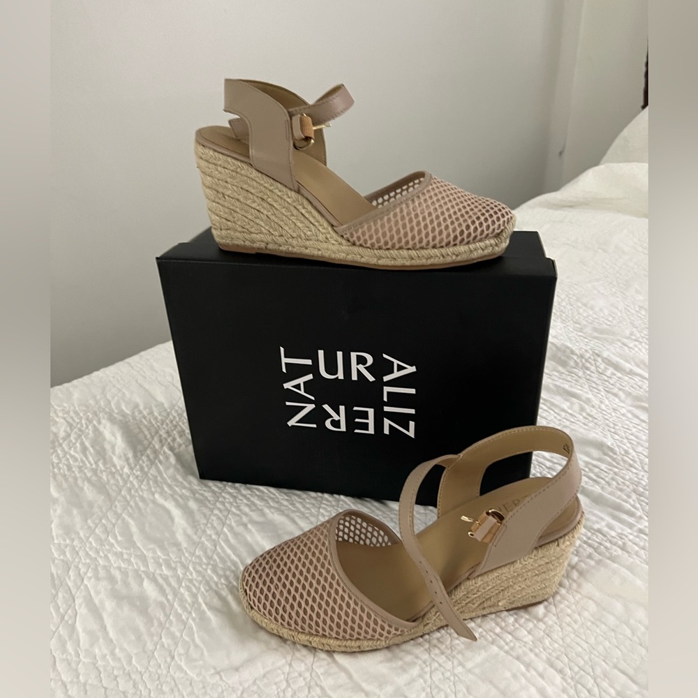 Naturalizer Phoebe wedge sandals Sz 8 1/2